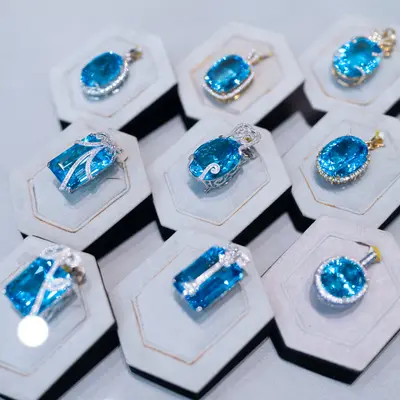 Ювелирные изделия в Gems Gallery Phuket