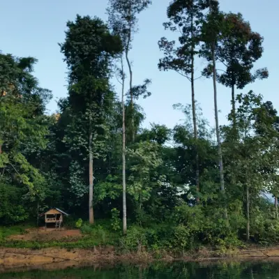 Природа озера Чео Лан