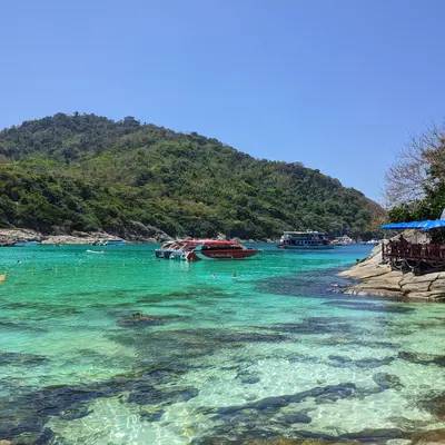 Острова Рача и Корал