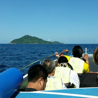 Вид на остров Сурин