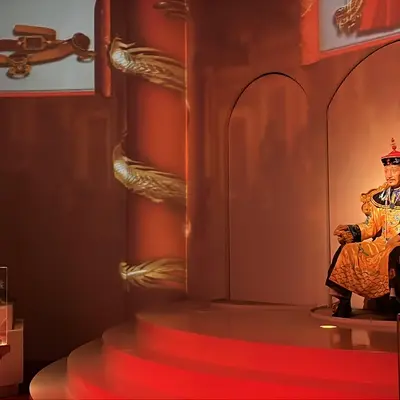 Шоу в магазине Gems Gallery Phuket